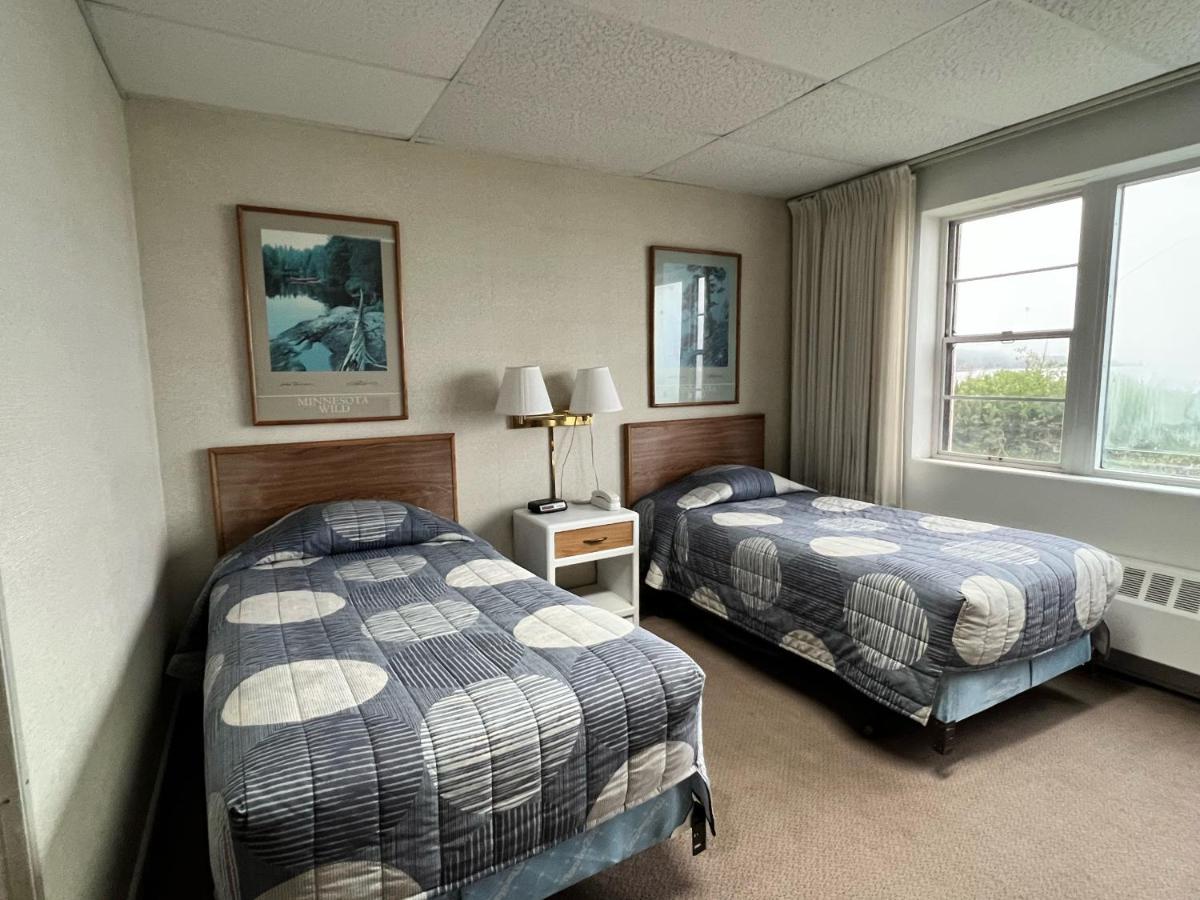 Shoreline Inn Grand Marais Exterior foto