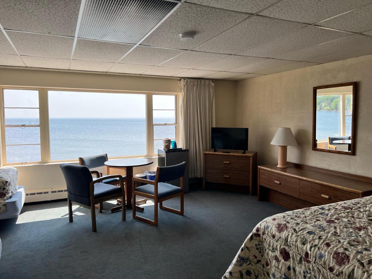 Shoreline Inn Grand Marais Exterior foto